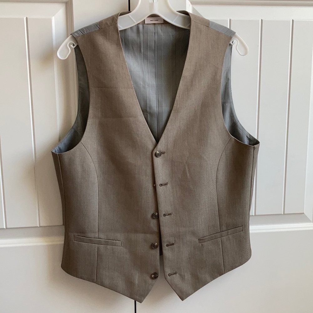 Belk Vest